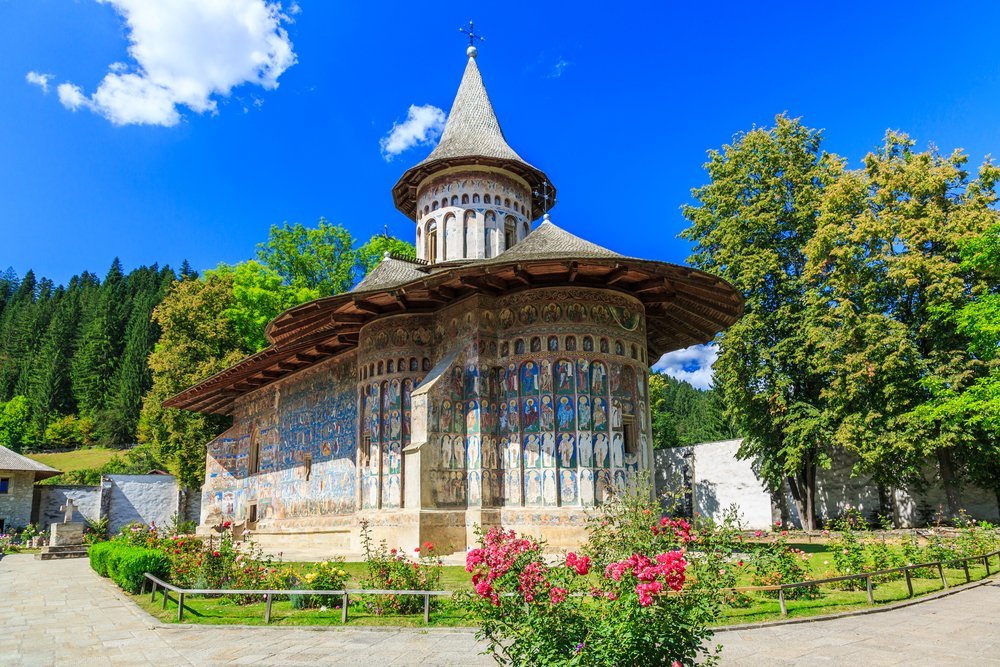 Descoperă Bucovina 1 manastirea voronet bucovina